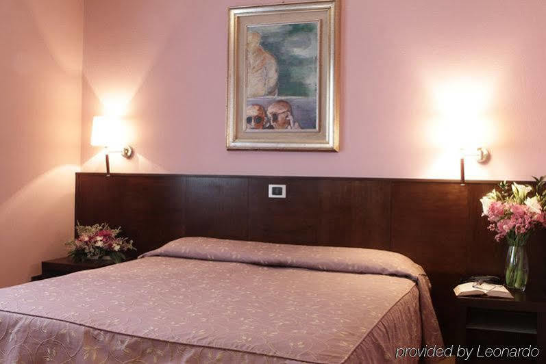Hotel City Piacenza Dış mekan fotoğraf